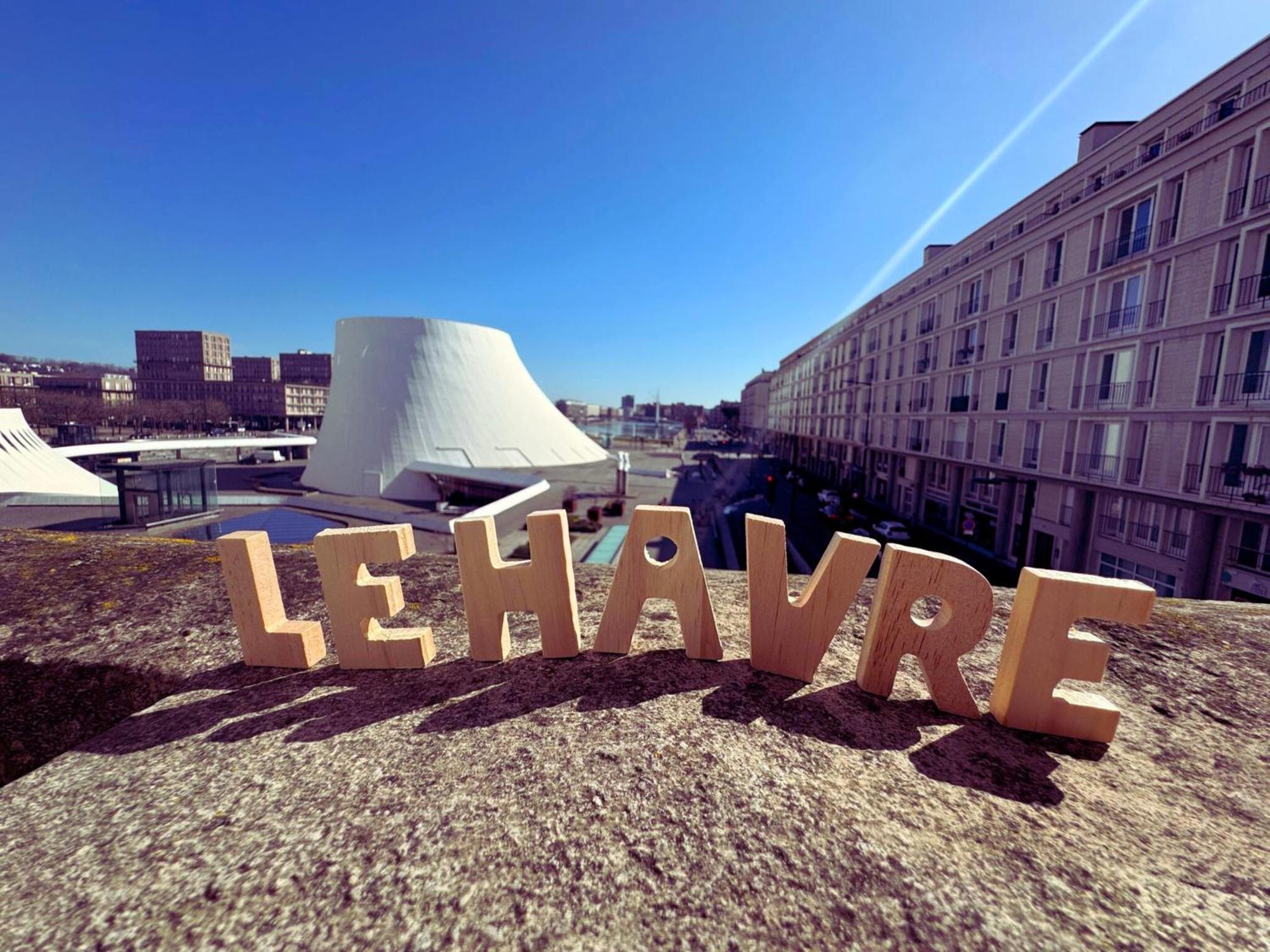 L'Escale Appartements Et Suites En Bord De Mer Le Havre Eksteriør billede
